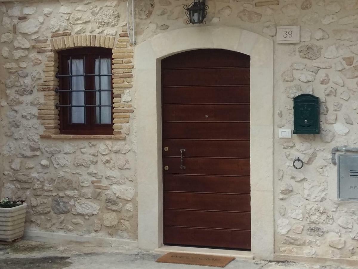 Picchio&Pinocchio Guest House Сульмона Екстер'єр фото